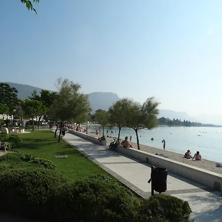 Skeljo 펜션 Kaštela